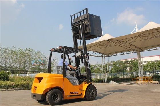 3000 kg dizel karşı denge 5000 mm asansör dizel motorlu çatal kaldırıcı