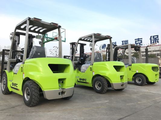 Yeşil Forklift Dizel 5 Ton SNSC 4000kg Yük Dizel Karşıt Denge