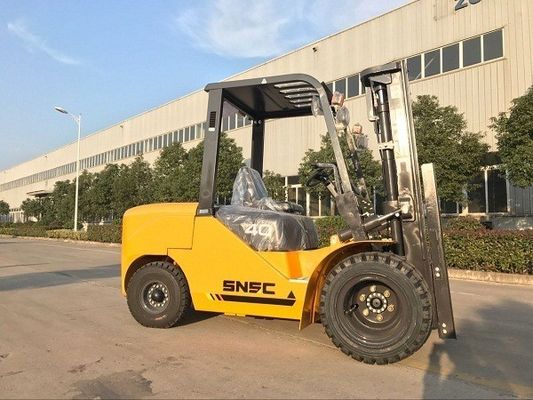 OEM 4 tonluk dizel çatal taşıyıcı SNSC dizel kaldırıcı 2 aşamalı direği