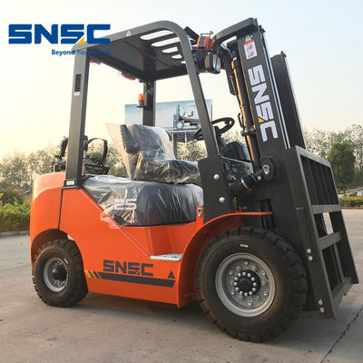 FL25 LPG Gaz Forklift Japonya Nissan K25 LPG Forklift Kamyon SNSC