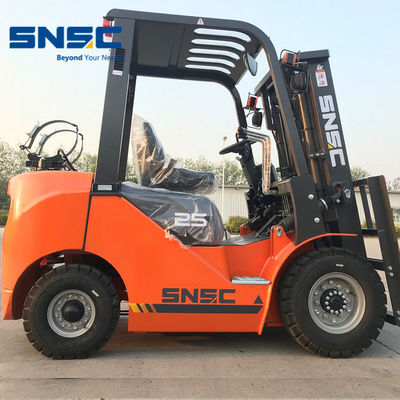 FL25 LPG Gaz Forklift Japonya Nissan K25 LPG Forklift Kamyon SNSC
