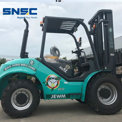 4X2 Zorlu Arazi Forklift 3500kgs Dört Tekerlekli Sürüş Forklift