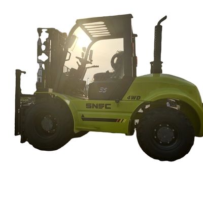 3000kg 3500kg Tüm Tekerlekli Sürüşlü Çatal Taşıyıcı Üç Maskalı Dizel Çatal Taşıyıcı