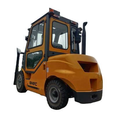 3.5 Ton Çarpık Arazi Forklift Duplex Triplex Mast Dizel Forklift