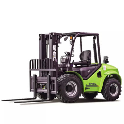 3000kg-5000kg 4wd zorlu arazi çatal kaldırma araçları