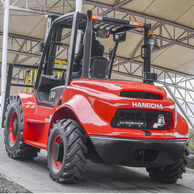 SNSC 5 Ton Kaba Arazi Forklift Üreticileri 2WD 4WD 5000KGs Yük