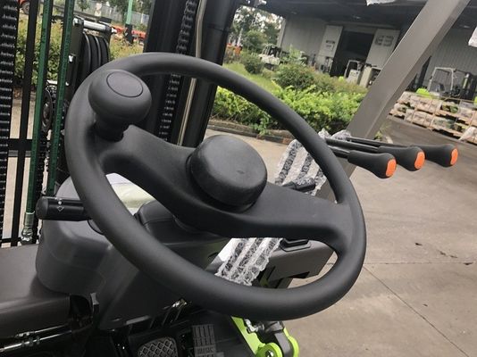 2 ton 2.5 tonluk elektrikli çatal kaldırıcı 4 Pviots pil ile çalışan çatal kaldırıcı