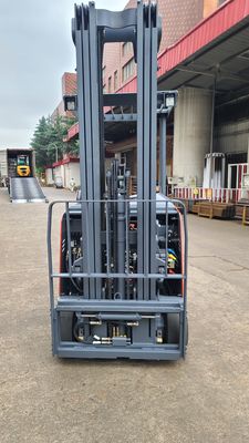 3 Tekerlekli Elektrikli Çatal 1600Kg 1800Kg 2000Kg Karşı Denge