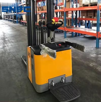 Apilador Stacker 1500kg 2000kg Oteller, giyim dükkanları için elektrikli yük kamyonu