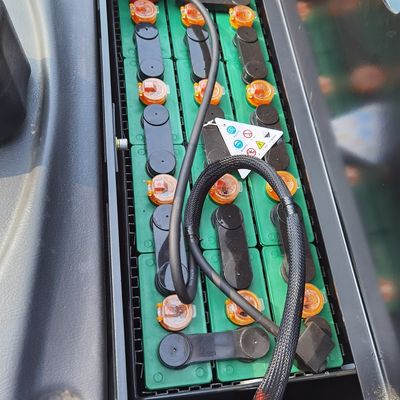 Giyim Dükkanları Elektrikli Palet Jack 600mm Yük Merkezi Motorlu Palet Jack