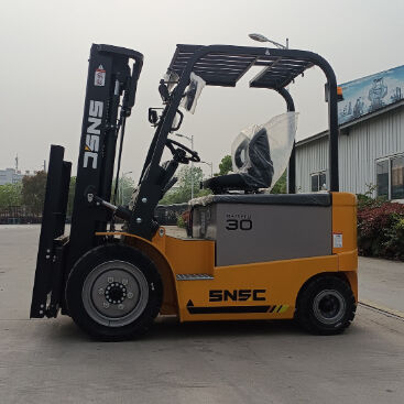 3000kg Load Capacity Electric Forklift with Long Working Time and Fast Charging
